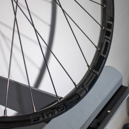 Rueda delante OEM 20 mm Buje Formula Aro Stans Flow 29 Int 