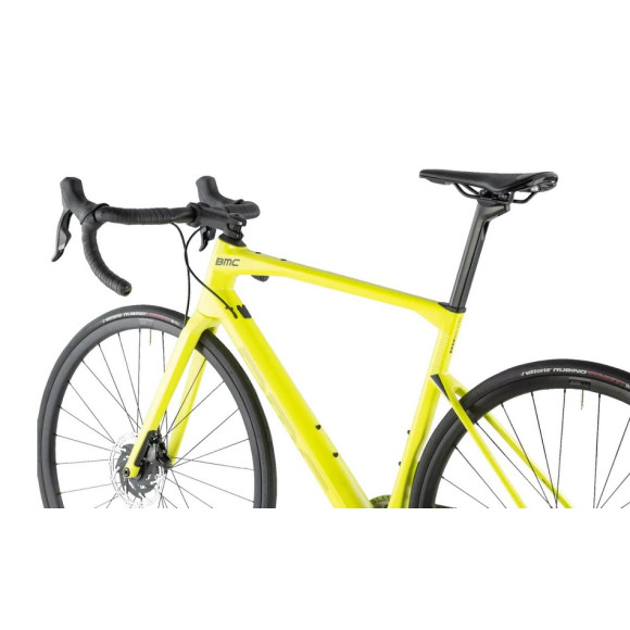 Bicicleta BMC Roadmachine FOUR AMARILLO 47