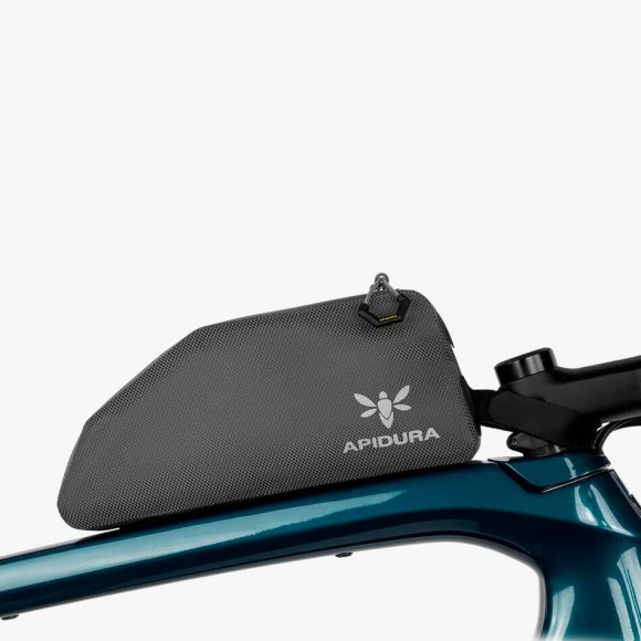 Parafuso de expedição APIDURA no pacote de tubo superior 1L 