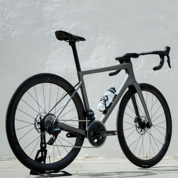 Bicicleta ENVE Melee SRAM FORCE AXS GRIS 56