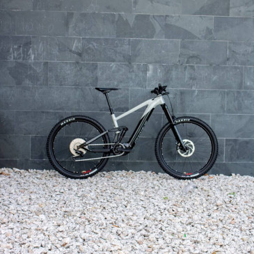 Bicicleta eléctrica...