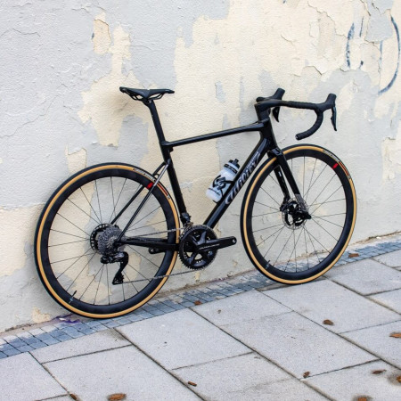 Bicicleta WILIER 0 SLR Disc Dura Ace Di2 SLR38 PRETO L