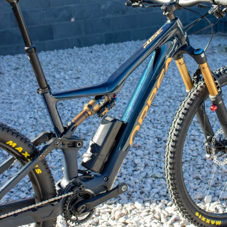 Bicicleta ORBEA Rise M10 2022 + bateria extra de extensor de alcance de 252Wh BRANCO S