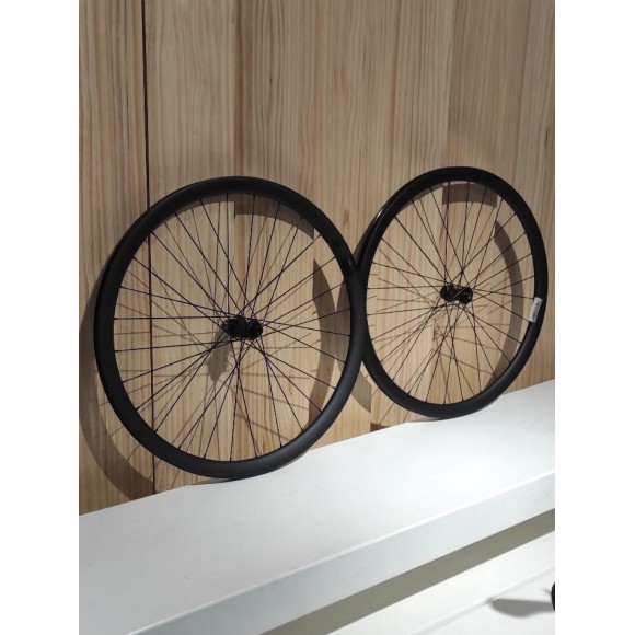 Rodas OEM de carbono BMC CRD321