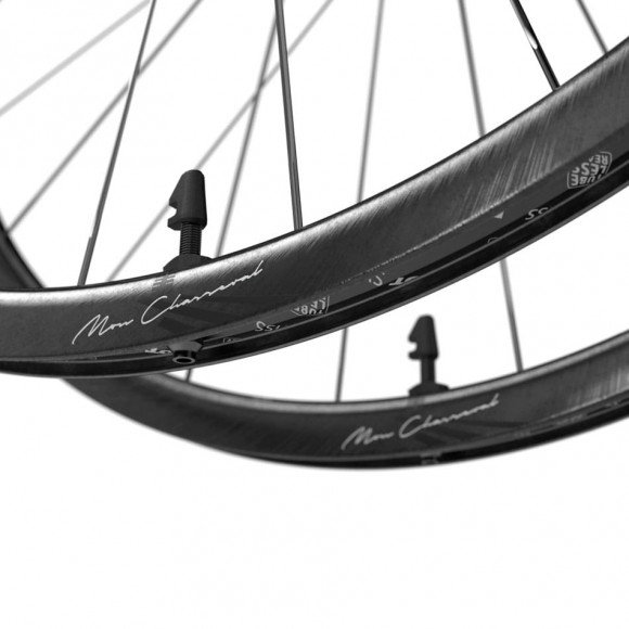 Ruedas DT SWISS PCR 1100 Dicut Mon Chasseral DB 24 Shimano 