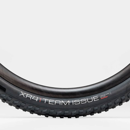 Cubierta BONTRAGER XR4 Team Issue 29x2.60 TLR negro 