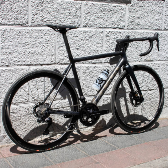 Bicicleta FESTKA Scalatore Core Dura-Ace Di2 Enve Foundation 45 PRETO M