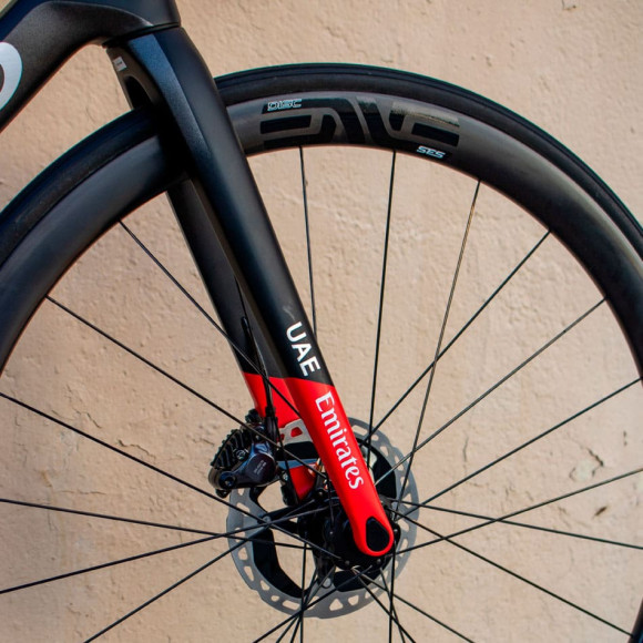 Bici COLNAGO V4RS Disc Ultegra Di2 ENVE SES NEGRO XS