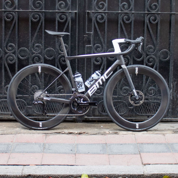 Bicicleta BMC Teammachine SLR01 TWO ENVE 2023 PRETO BRANCO 47