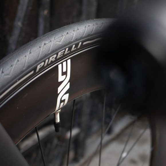 BMC Teammachine SLR01 TWO ENVE 2023 Bicycle BLACK WHITE 47