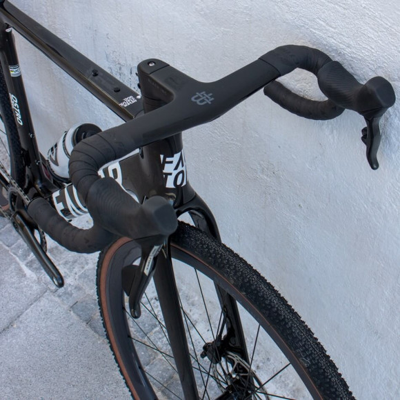 Bici gravel FACTOR Ostro FORCE AXS 1X NEGRO 54