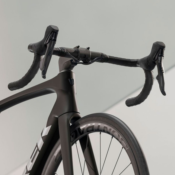 Bicicletta TREK Madone SL 6 AXS Gen 8 2025 NEGRO M