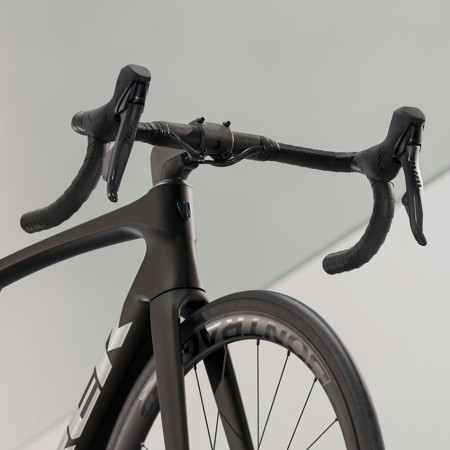 Bicicletta TREK Madone SL 6 AXS Gen 8 2025 NEGRO M