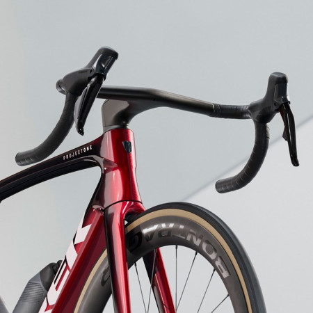 TREK Madone SLR 7 Gen 8 2025 Bike GARNET M.L.