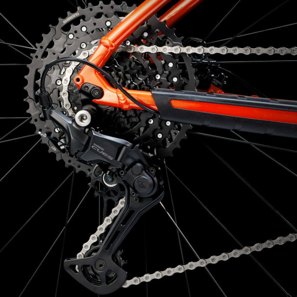 Bicicleta TREK Marlin 6 Gen 3 2025 VERMELHO L