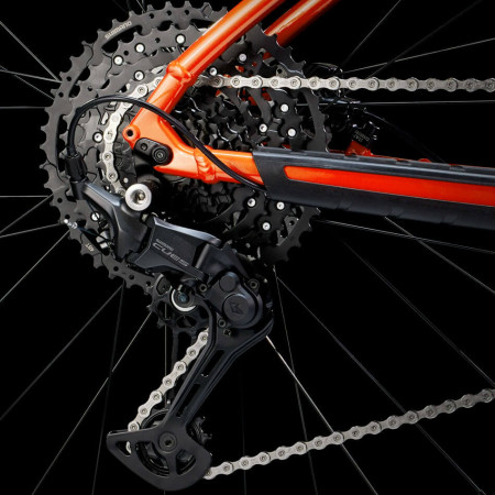 Bicicleta TREK Marlin 6 Gen 3 2025 VERMELHO L
