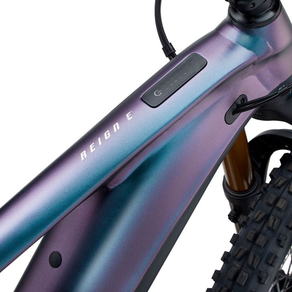 Bicicleta elétrica GIANT Reign E+ 1 2025 AZUL M