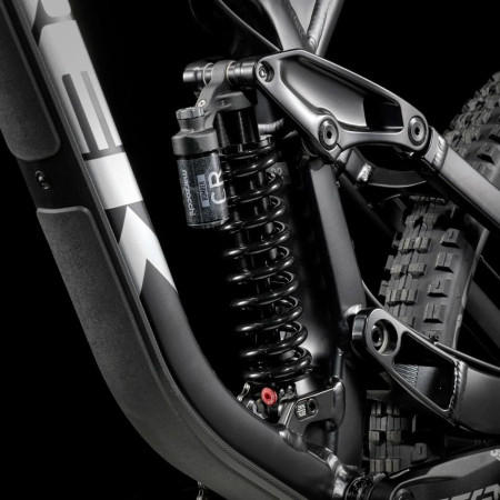 Bicicleta TREK Sessão 8 2025 PRETO R1
