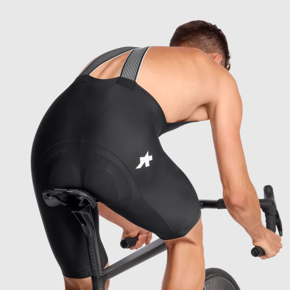 ASSOS Equipe R S11 2025 bib shorts OLIVE L