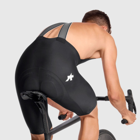 ASSOS Equipe R S11 2025 bib shorts OLIVE L
