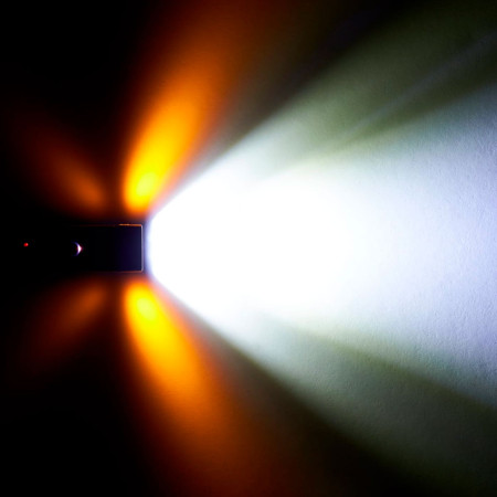 Luz delantera TREK Commuter Pro RT 