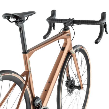 Bicicleta BMC Roadmachine TWO MARRÓN 47