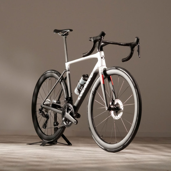Bicicletta COLNAGO V5RS Cockpit CC 01 Ultegra Di2 Vision SC45 NERO BIANCO M
