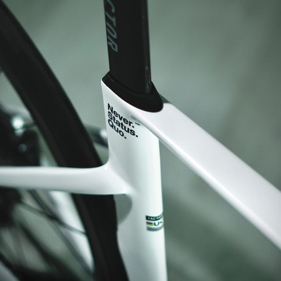 FACTOR Monza Ultegra Black Inc Carbon Bike WHITE 