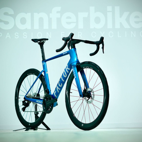 Bicicleta FACTOR Monza Ultegra Black Inc Carbon AZUL 54