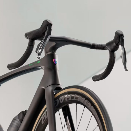 Vélo TREK Madone SLR 9 AXS Gen 8 2026 BLEU M.L.