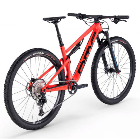Vélo BMC Fourstroke 01 THREE 2026 ROUGE S