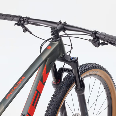 Bicicleta TREK Procaliber 8 2026 VERMELHO XL