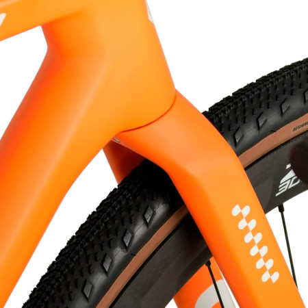 Bicicleta MEGAMO Silk ENVE Edição 2026 LARANJA XS