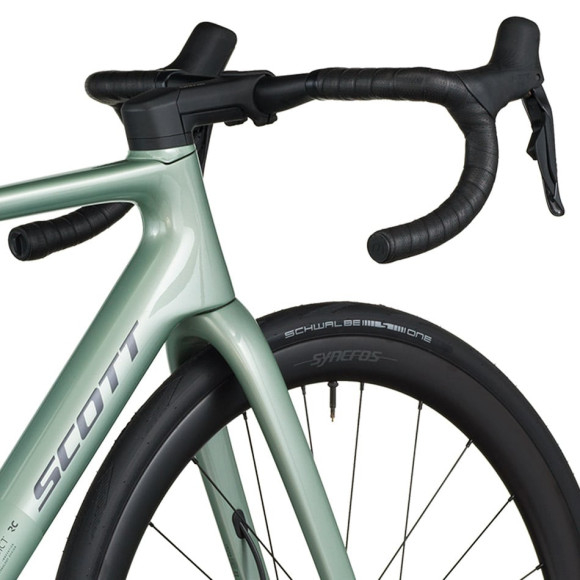 Bicicleta SCOTT Addict RC 20 2026 VERDE M