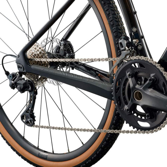 Bicicleta GIANT Revolt Advanced 2 2026 PRETO M