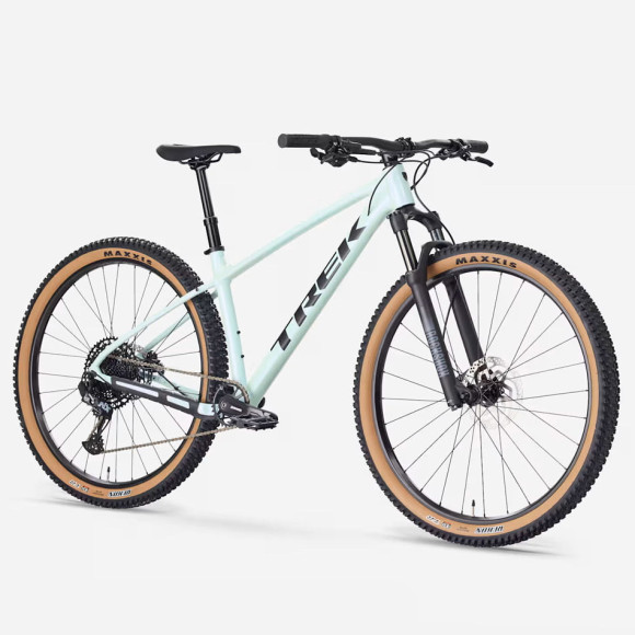 Bici TREK Marlin 7 Gen 3 2026 MENTA L