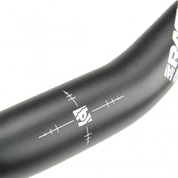 Guiador RACE FACE Ride 71cm preto 31.8 